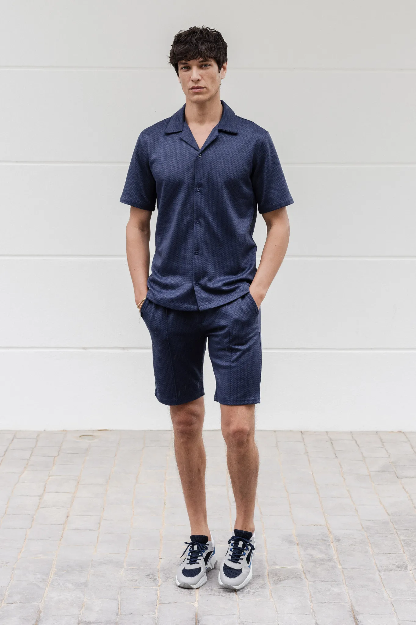 Capo TEXTURED BEAD Short - Navy